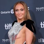 HT5. Cruel fans label Jennifer Lopez ‘worst dressed’ as she wears disco ball outfit at 2024 Toronto Film Festival S2